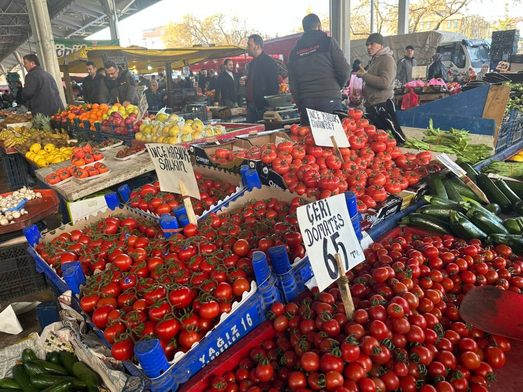 Konya’nın en büyük pazarında fiyatlara kış tarifesi 5